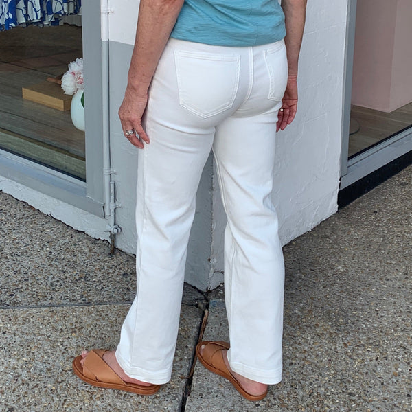 Back view of the white Frida Jeans with back pockets and a straight leg