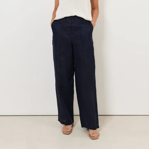 Our Alessia Linen Pants are in a navy colour.