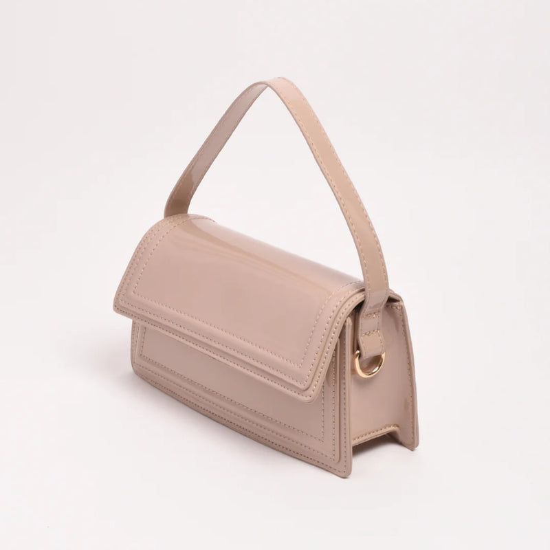 Side view of the bag
