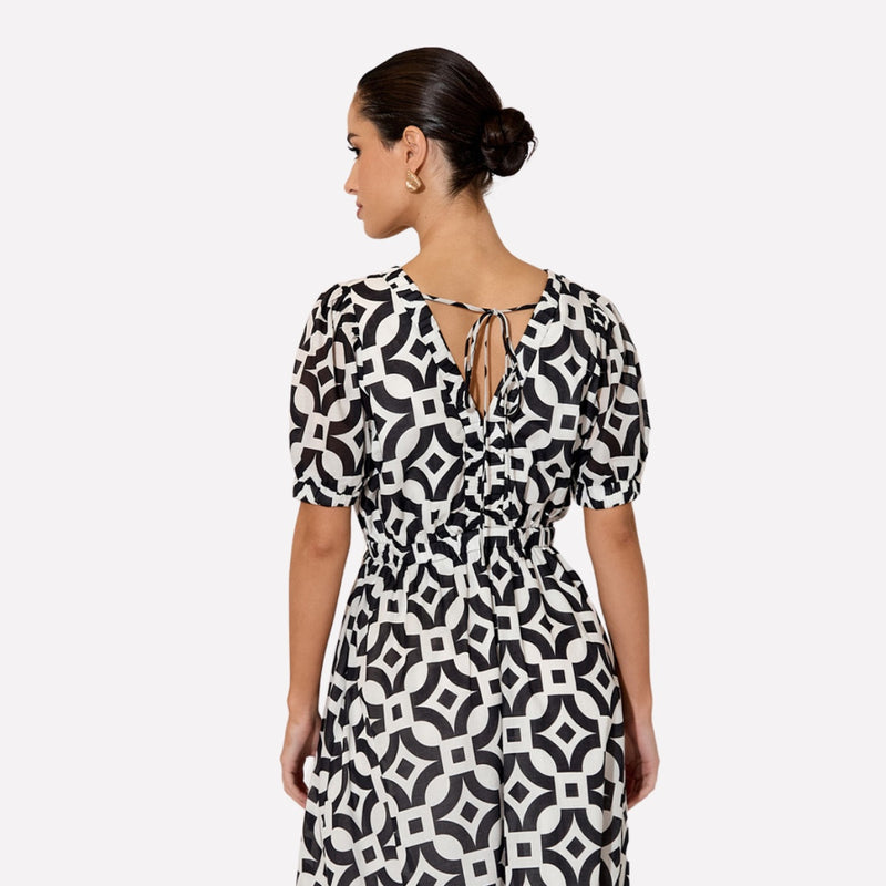 Carla Geometric Maxi Dress (Black/White)