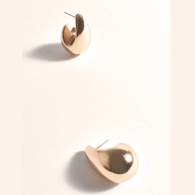 These chunky teardrop earrings have a stud back closure