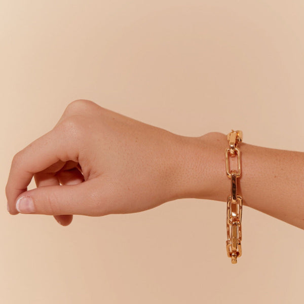 Chunky Rectangle Chain Link Bracelet in gold