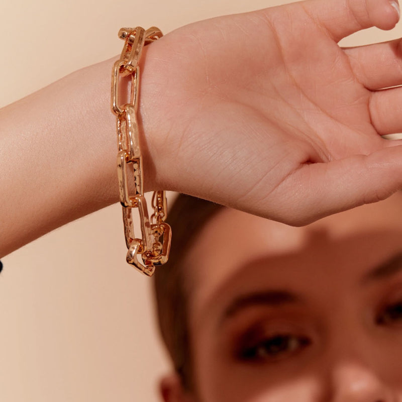 Chunky Rectangle Chain Link Bracelet - inspo featured in gold