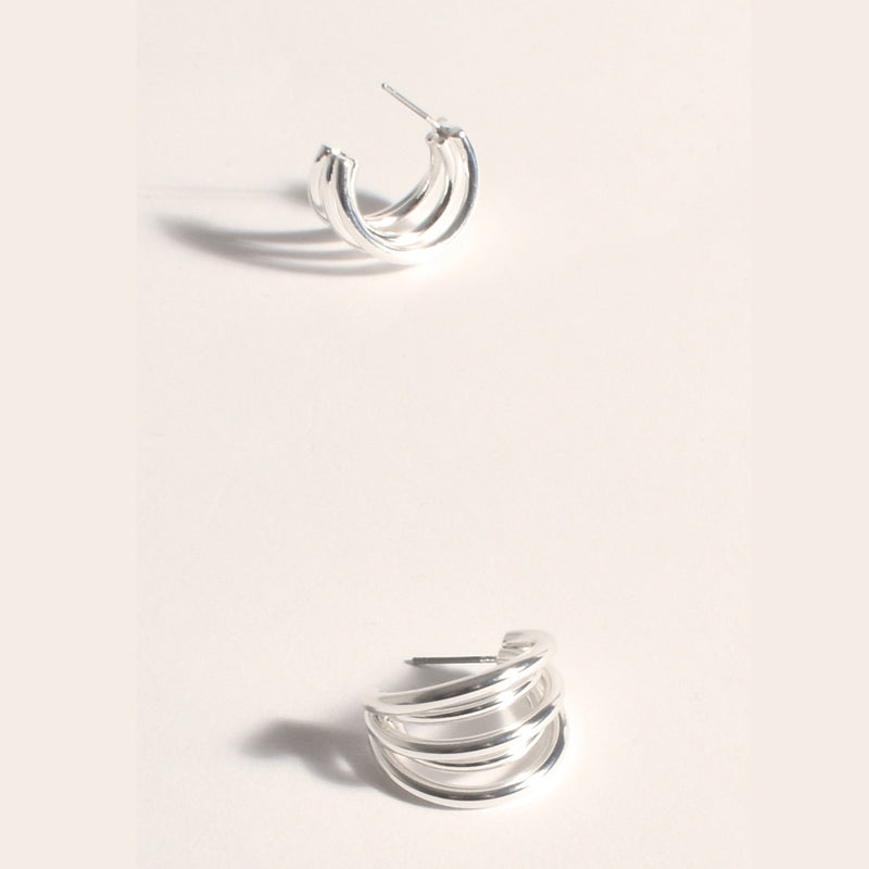 Curve Hoop Earrings in silver