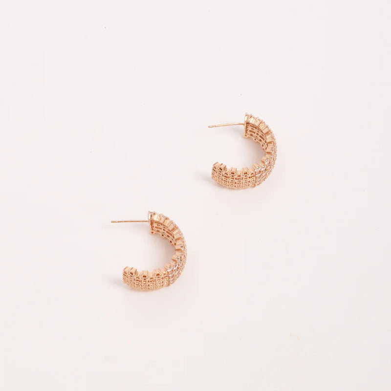 They have a stud back closure.