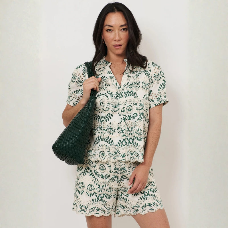 Accessorise with a green tote bag.