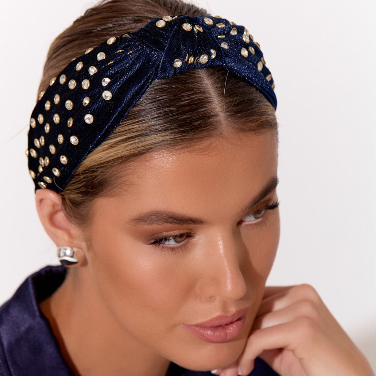 Jewelled Velvet Headband in Navy – LUNAMAY