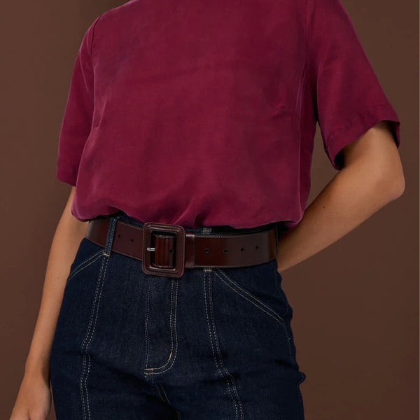Model inspo image featuring the chocolate version.