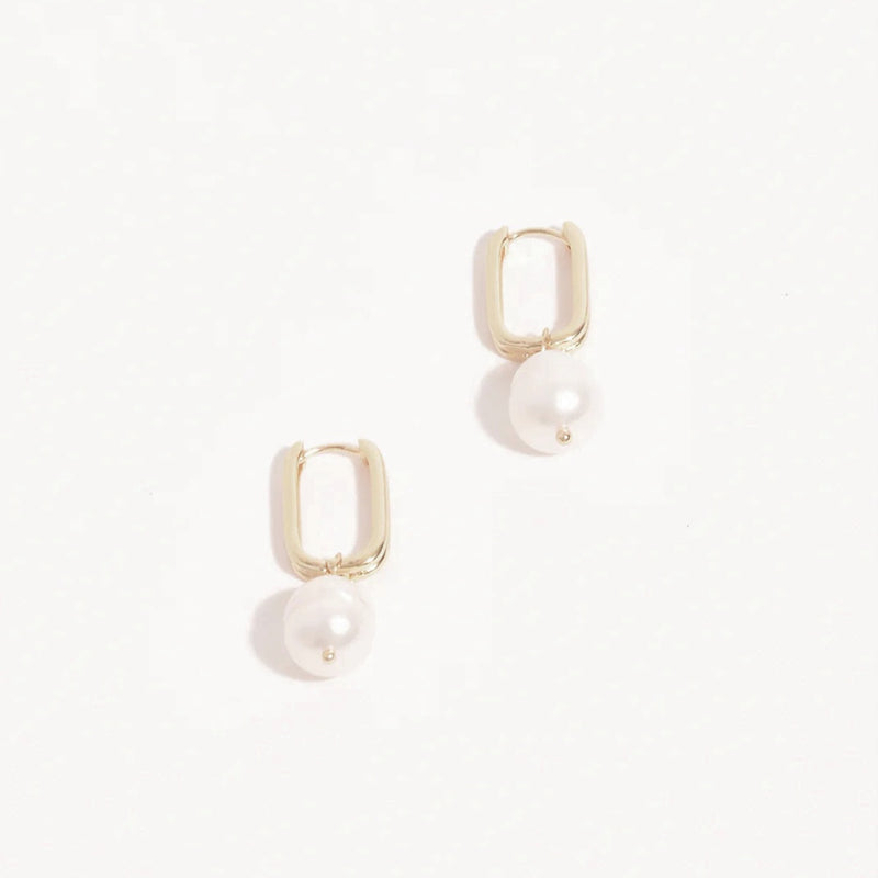 These gold earrings are lightweight.
