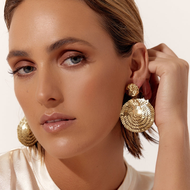 Model image wearing the gold version