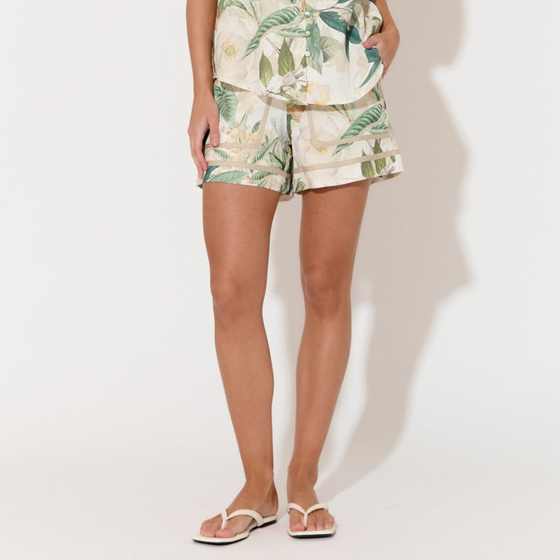 Trinity Linen Shorts with an exclusive Adelaide print which has lemons, peach and a leaf print against a cream base.