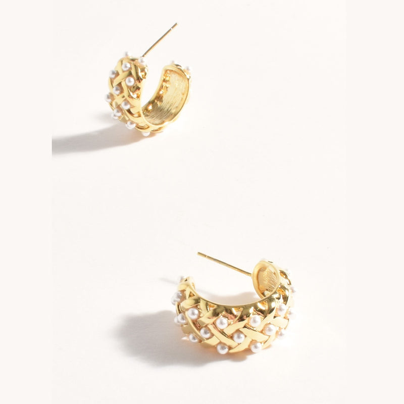 Woven Pearl Hoop Earrings (Gold)