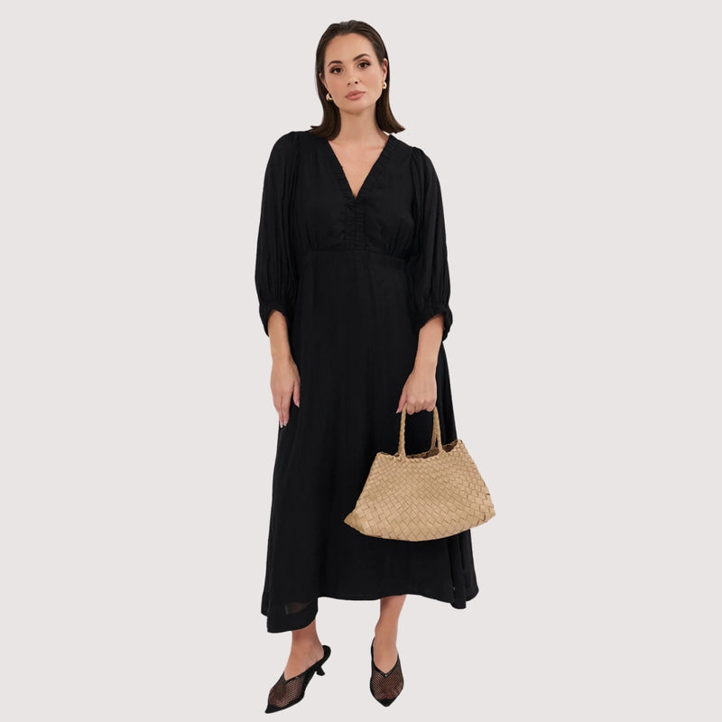 Wynne Maxi Dress (Black)
