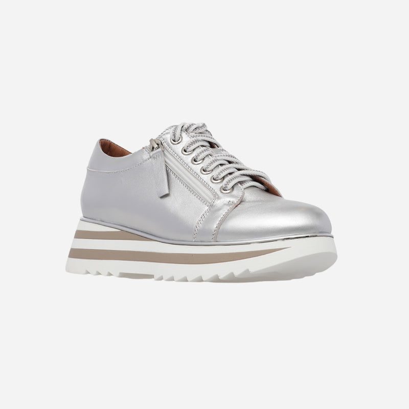 Hosting Leather Sneakers (Silver)