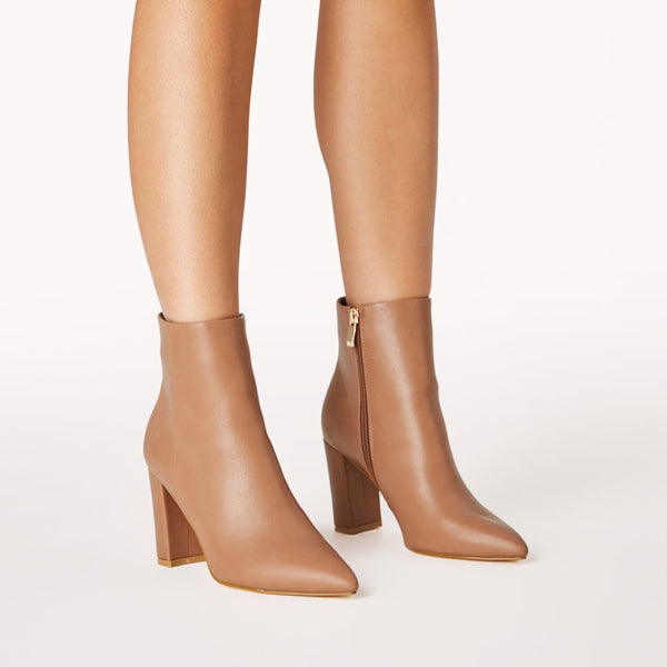 Stazie Ankle Boots in a tan (toffee) colour