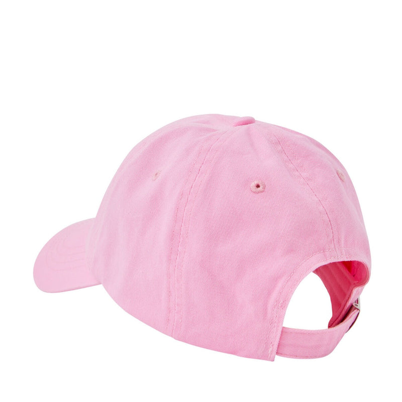 it has an adjustable strap on the back of the cap.