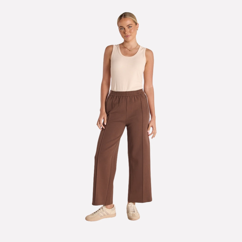 These pants can be worn with a singlet top, tee or a jumper.