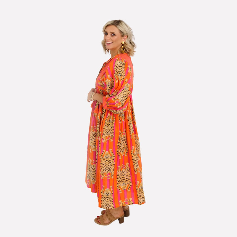 Side view of the dress