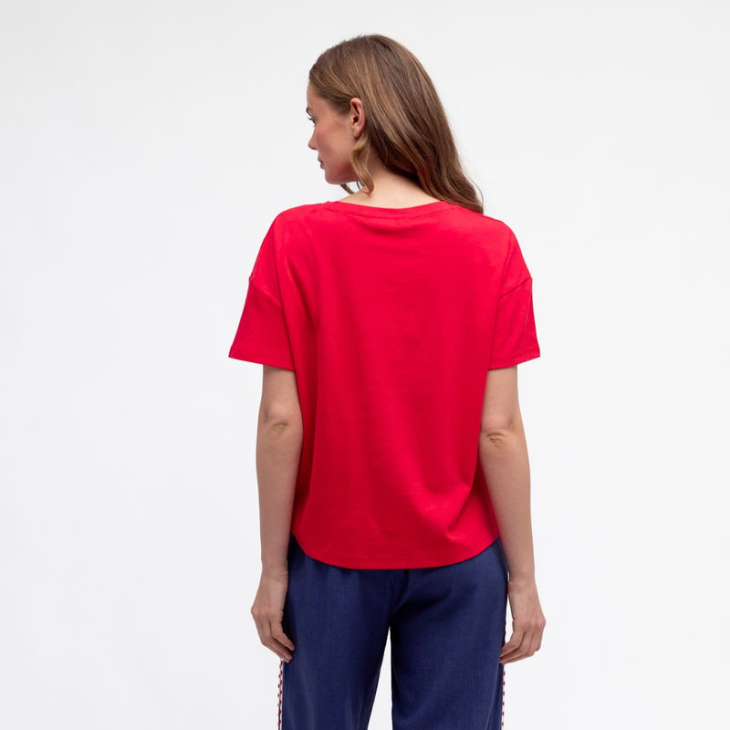 Back view of the tee.