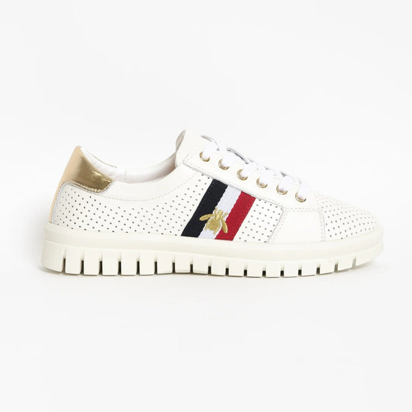 Our Elope Leather Sneakers have perforated detailing on the upper and a gold embroidered bee on the side with red, white and navy stripes.