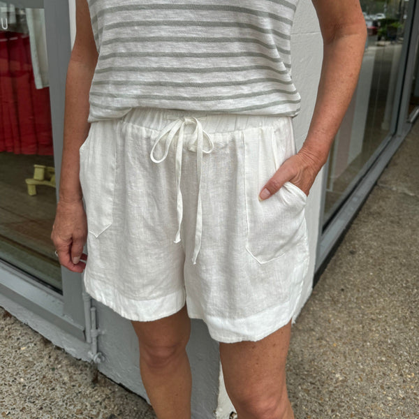 Bronte Linen Shorts (White)