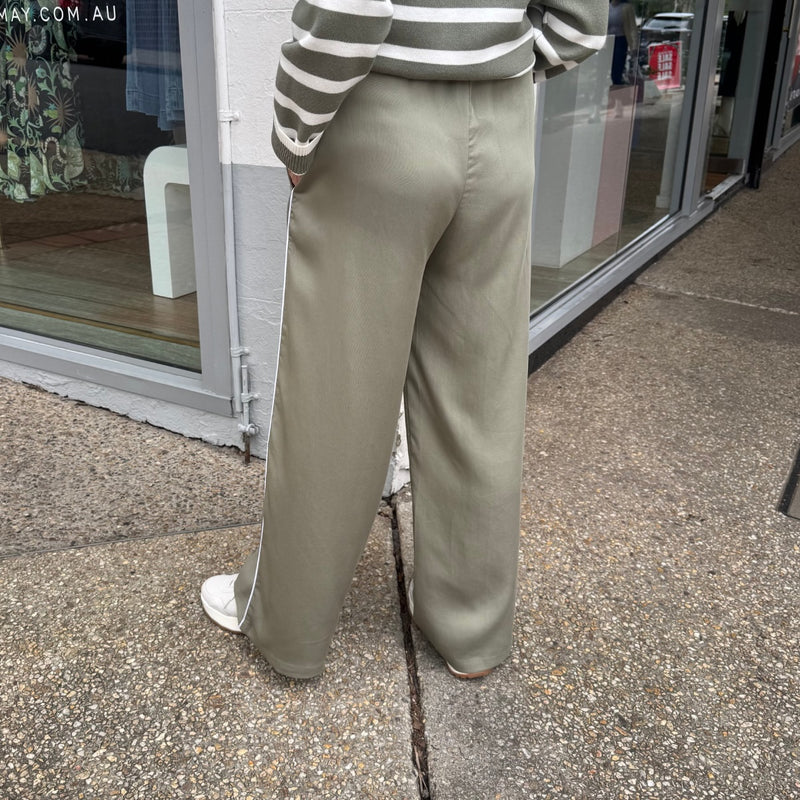 Back view of the pants.
