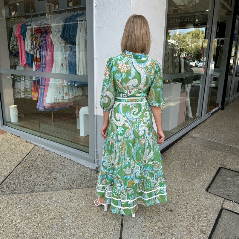 Full length view of the back of the dress