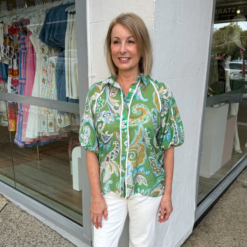 This gorgeous shirt has a green paisley multi print