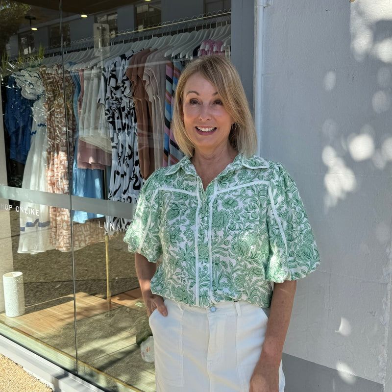 Estrel Shirt in a green and white floral print