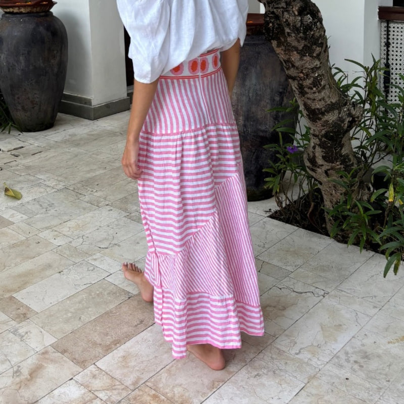 Back view of the skirt - it has an invisible zip.
