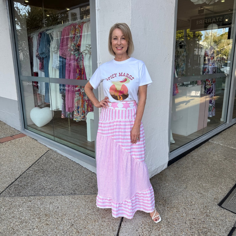 Tanya is 165cm tall, typically a Size 8 and wears a Size 8 in this skirt. Paired with our Spicy Margs tee for a fun vibe.