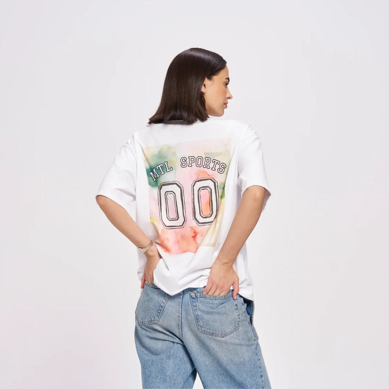 The MTL Sports 00 illustration on the back has muted colours.