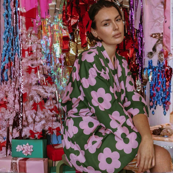 It has half length sleeves.