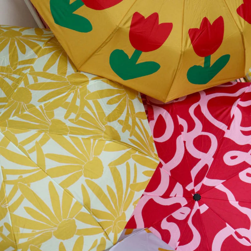 Showcasing the original Mosey Me artwork.