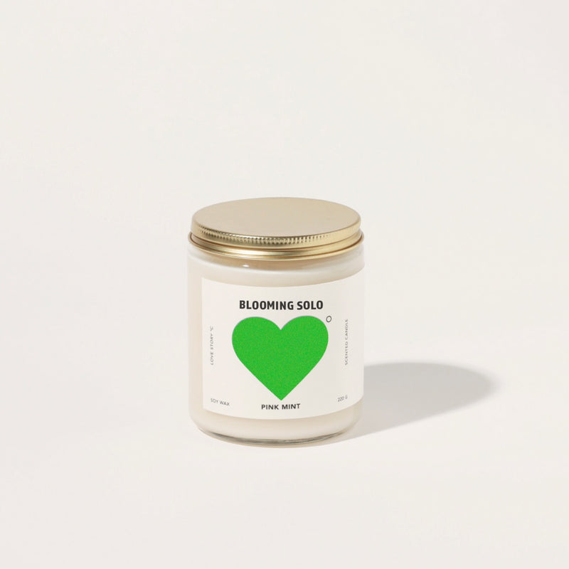 This candle burns for approx 40-50 hours and has a screw on lid.