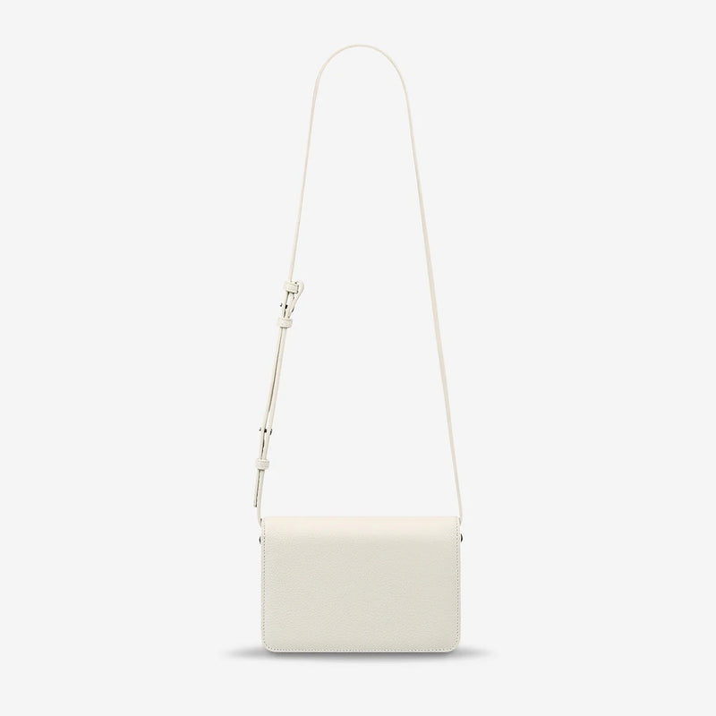 Back view of the bag.