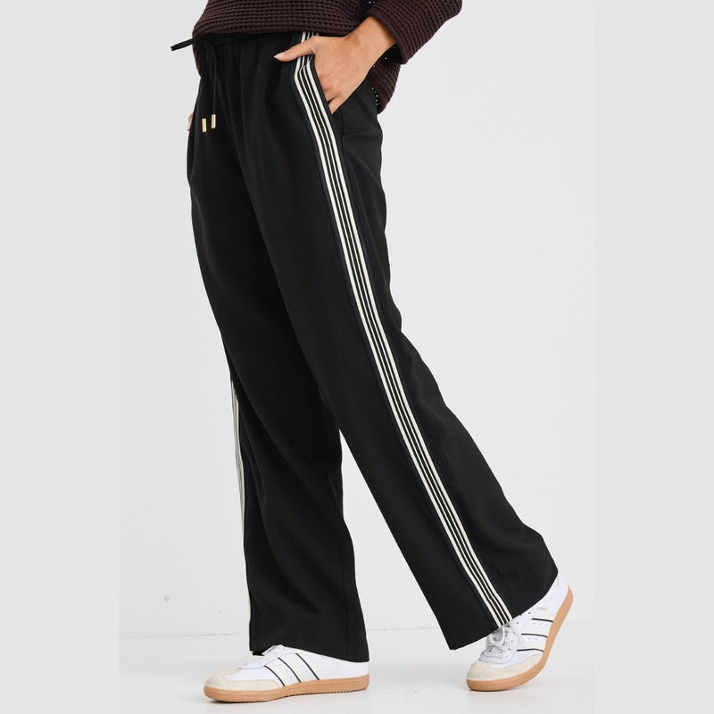These straight leg pants also have side pockets.