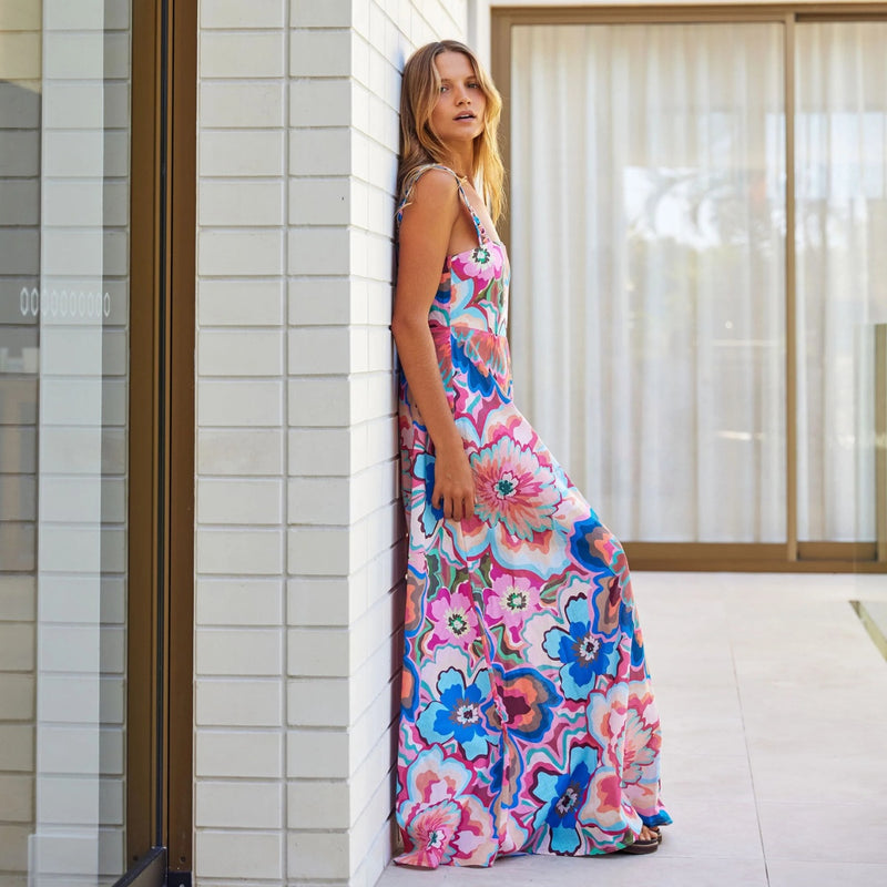 Side view of the dress