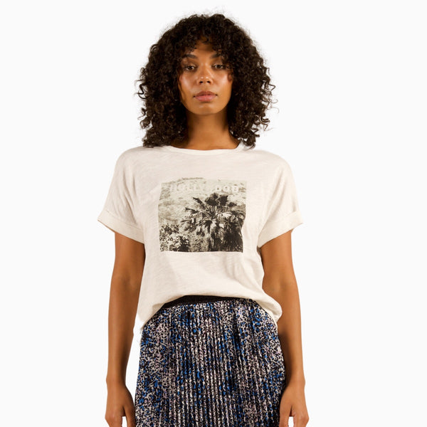 Jade Relaxed Tee in white with a Hollywood print on the front
