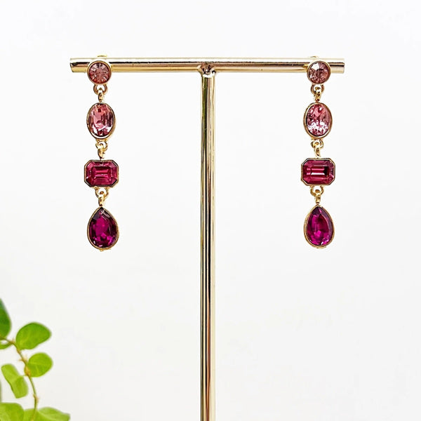 These elegant jewel drop earrings have a stud back closure.