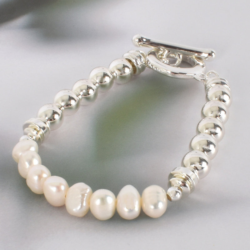 Pearl Toggle Bracelet (Silver)