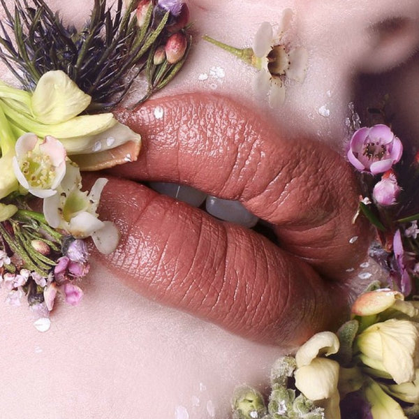 Shanghai Suzy Miss Chloe Toffee Lipstick (Satin Luxe)